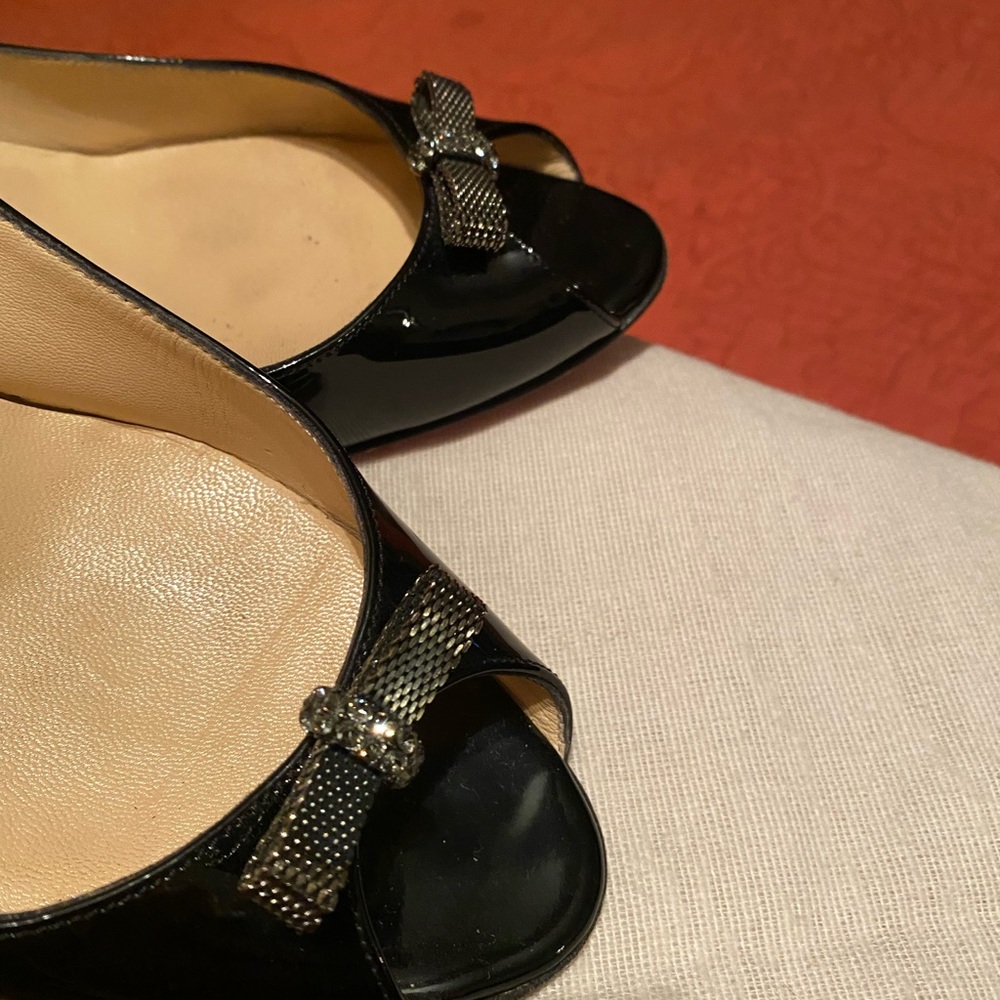 Christian Louboutin 39.5 patent peep toe pump - Picture 6 of 7